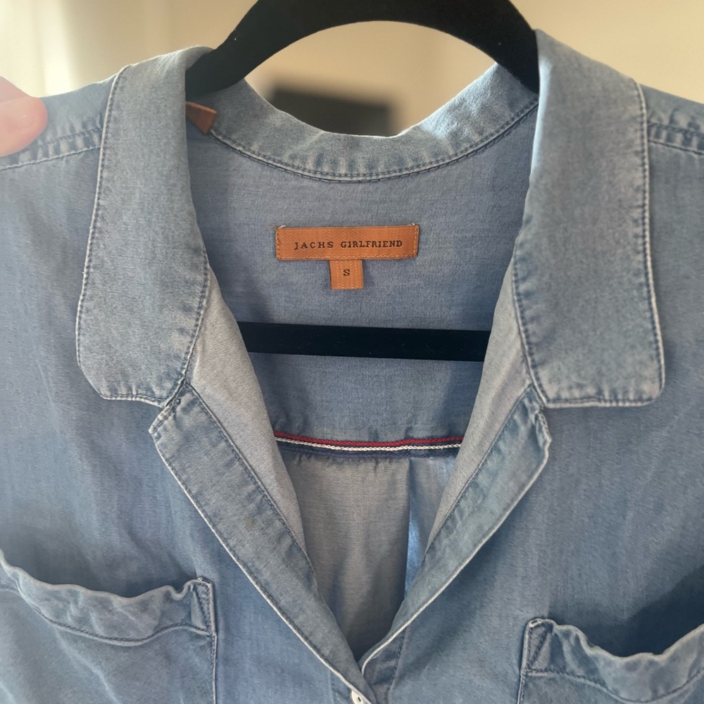 Jack’s Girlfriend Short-Sleeved Denim Shirt - Picture 2 of 4